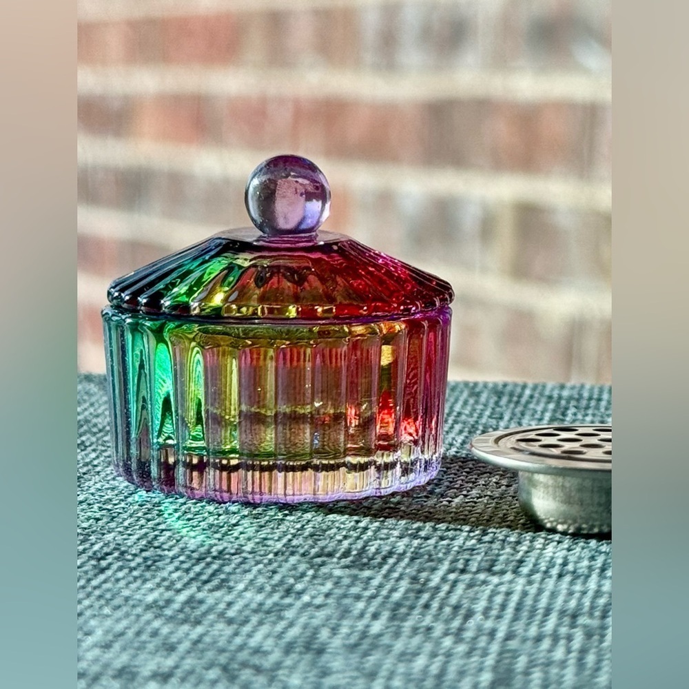 New MINI Fluted Rainbow Glass Nail Art Manicure Trinket Bowl Dish w/ Lid - 1.5” - Picture 2 of 9
